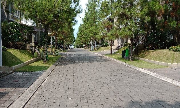 Rumah Bekas Siap Huni Kota Baru Parahyangan Tatar Larang 